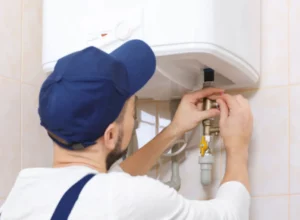 plumber-installing-water-heater-pleasant-valley-mo